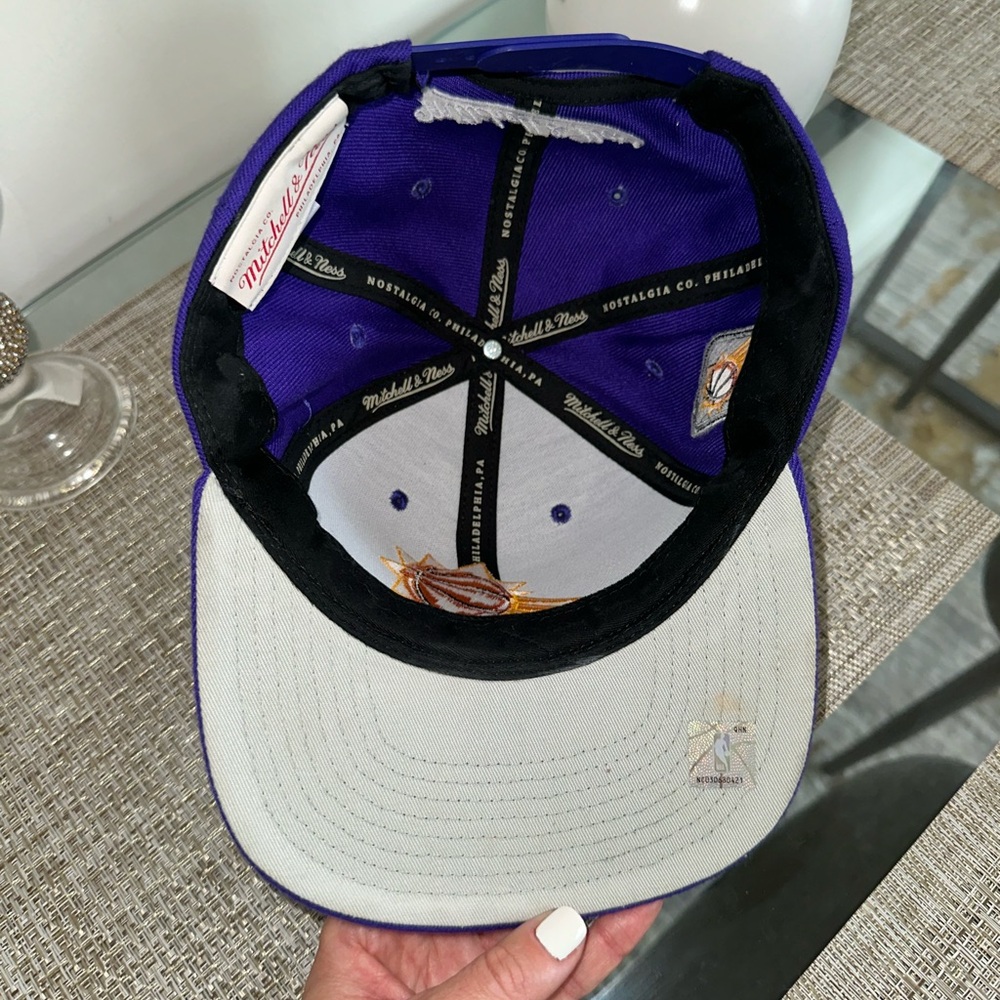 BASKETBALL CAP - Picture 2 of 4